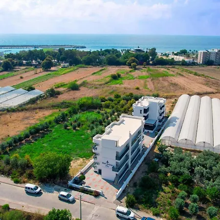 Hotel Port Selene
